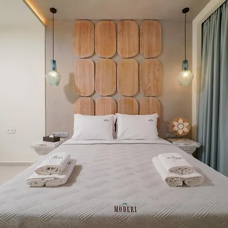 Moderi Luxury מלון דירות 4*