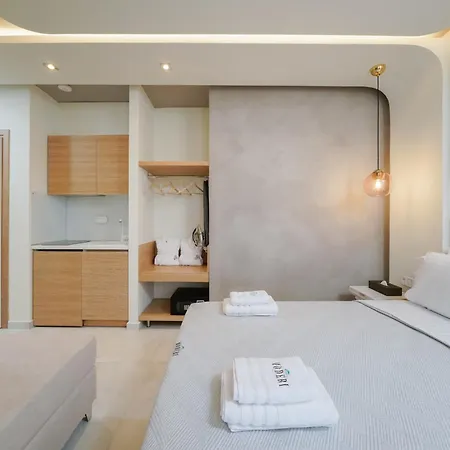 מלון דירות Moderi Luxury 4*