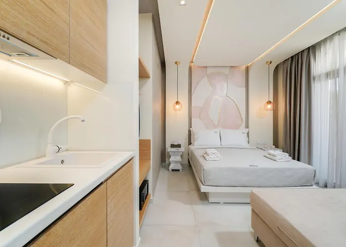 Moderi Luxury Aparthotel 4*