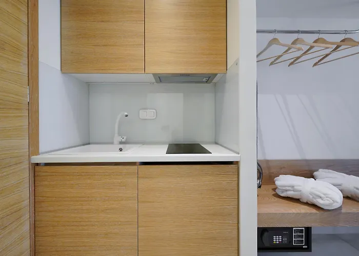 Moderi Luxury Aparthotel 4*